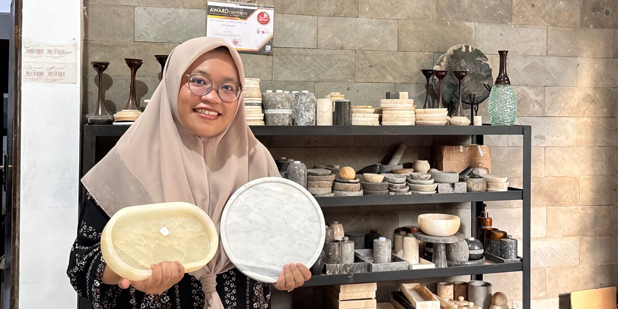 Kisah Sukses UMKM dari Nol hingga Omzet Ratusan Juta: Inspirasi 2025