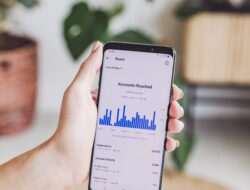 Website vs Media Sosial: Mana yang Lebih Efektif untuk UMKM?